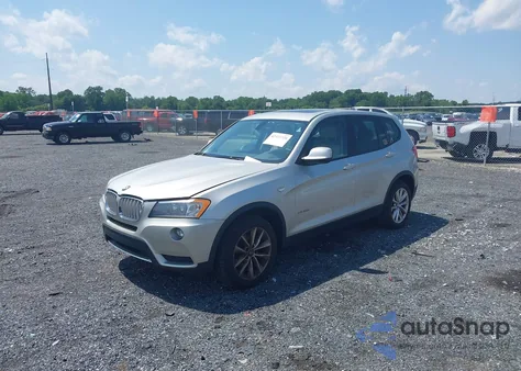 2013 BMW X3 xDrive28I z USA, uszkodzony, nr VIN 5UXWX9C57D0D01258